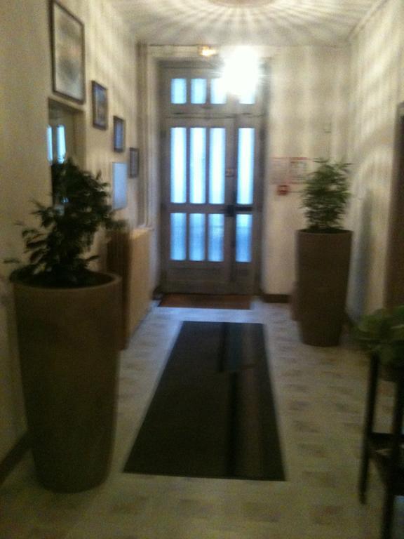Fresnay-sur-Sarthe Hotel Ronsin מראה חיצוני תמונה
