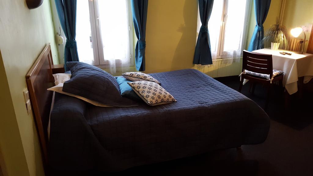 Fresnay-sur-Sarthe Hotel Ronsin מראה חיצוני תמונה