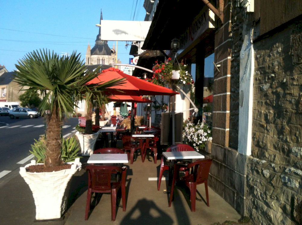 Fresnay-sur-Sarthe Hotel Ronsin מראה חיצוני תמונה