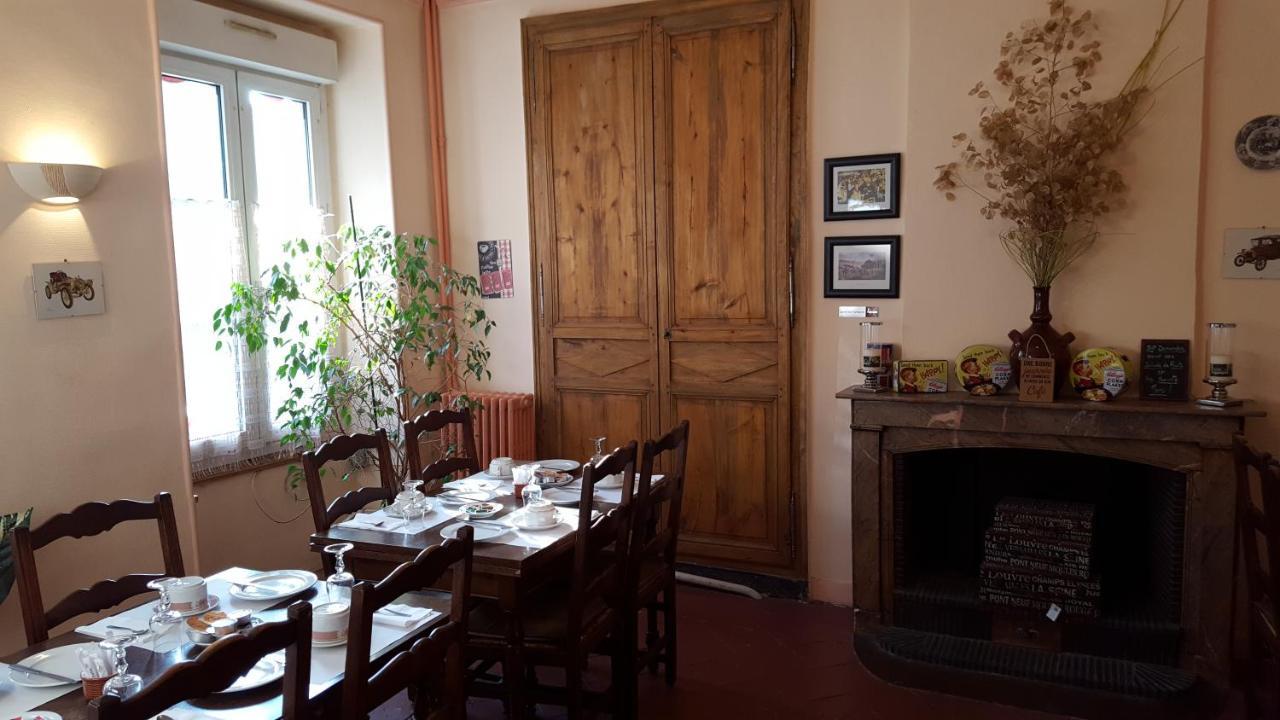 Fresnay-sur-Sarthe Hotel Ronsin מראה חיצוני תמונה