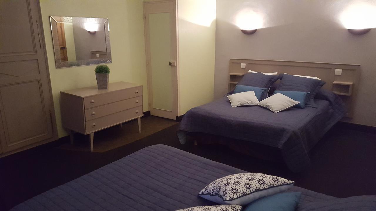 Fresnay-sur-Sarthe Hotel Ronsin מראה חיצוני תמונה