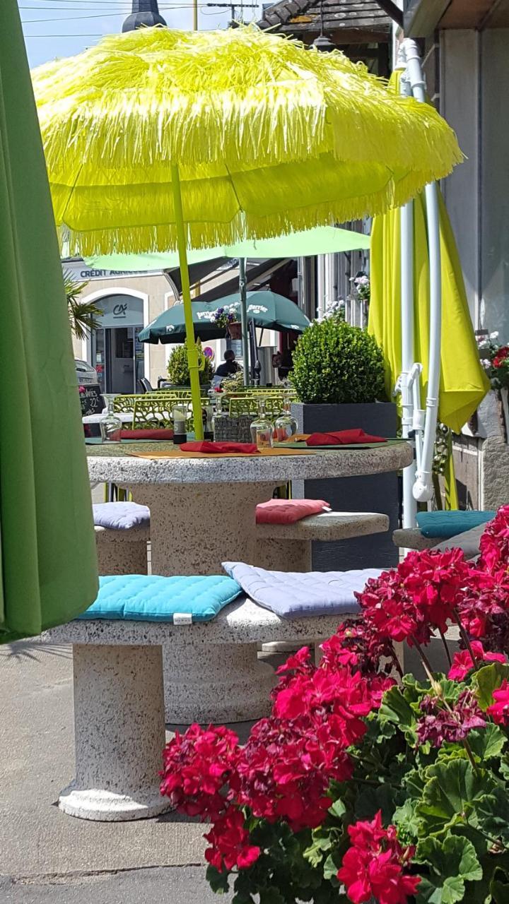 Fresnay-sur-Sarthe Hotel Ronsin מראה חיצוני תמונה
